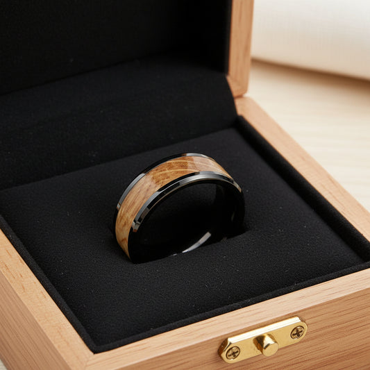 Mens_Tungsten_Wood_Wedding_Band