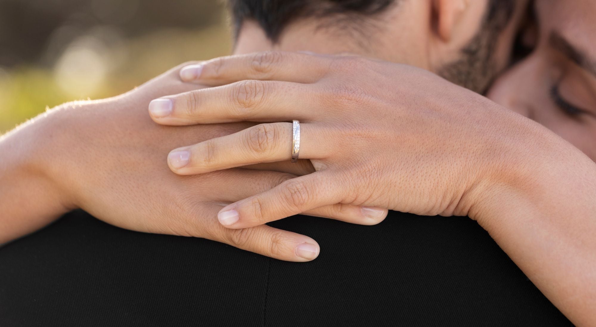 Do Women Buy Engagement Rings for Men