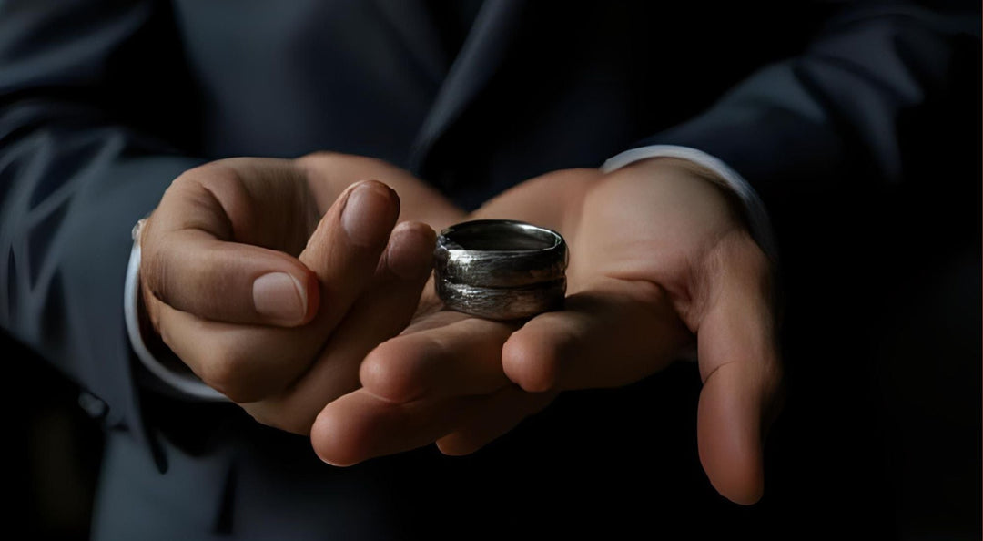 How to Keep a Damascus Steel Ring from Rusting
