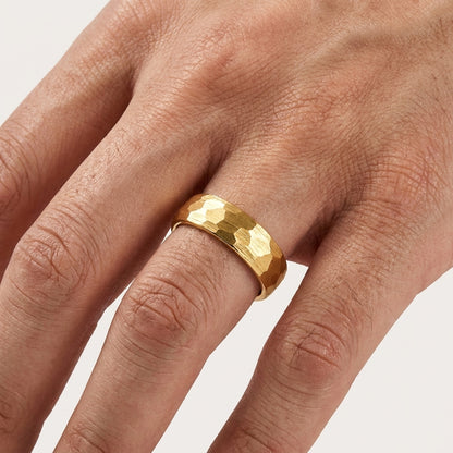 hammered-tungsten-wedding-ring