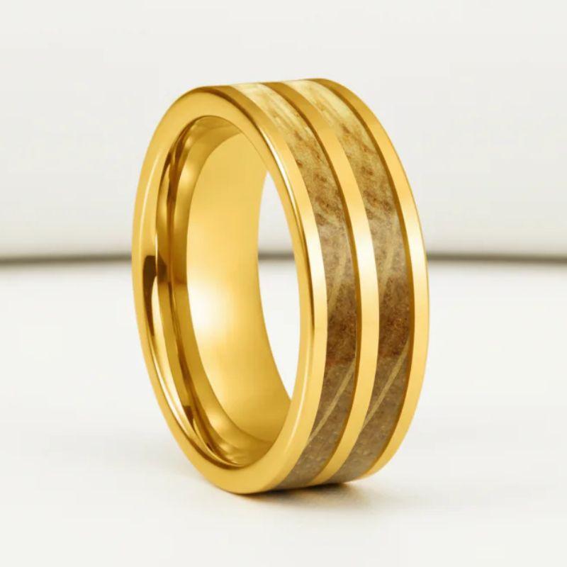 8mm_Tungsten_Ring_with_Whiskey_Wood_Inlay