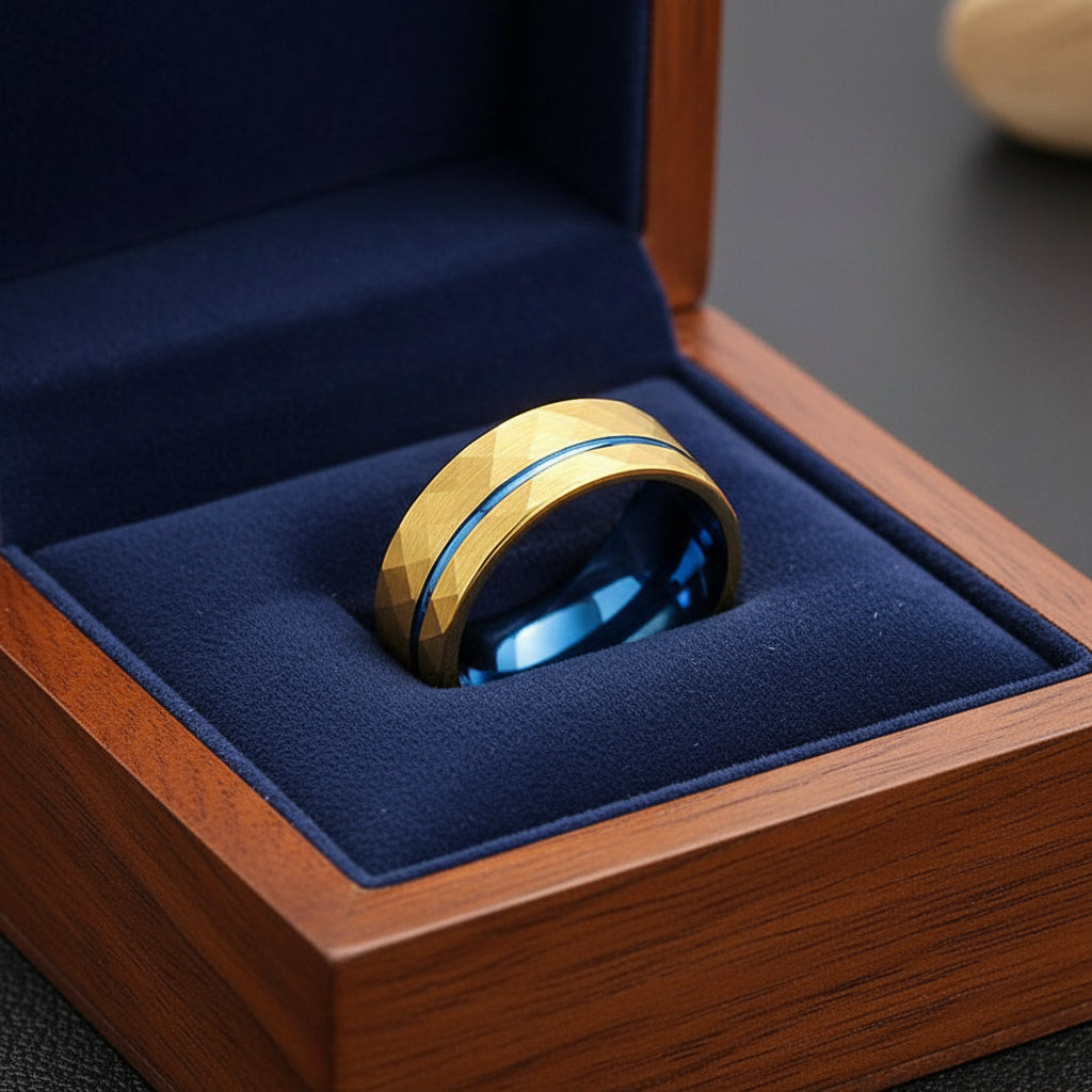 Hammered_Tungsten_Ring_Gold