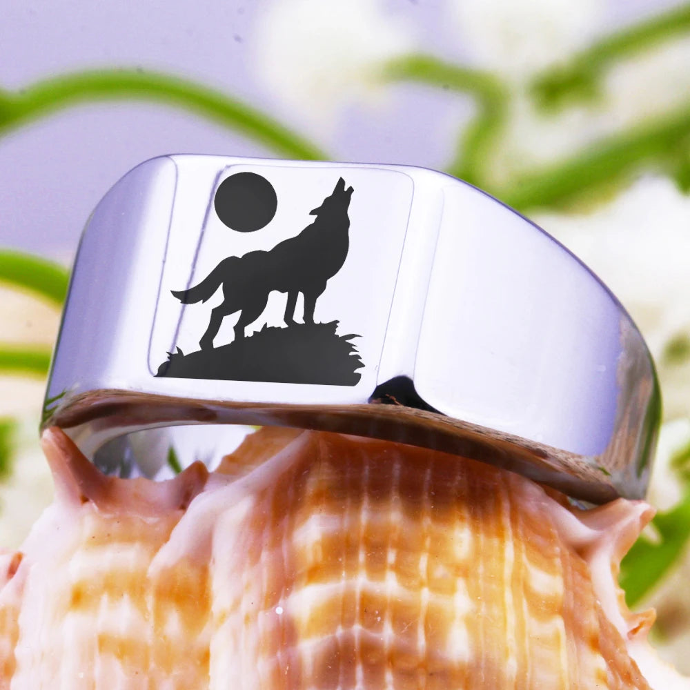 Men's 12mm Silver wolf Tungsten Ring